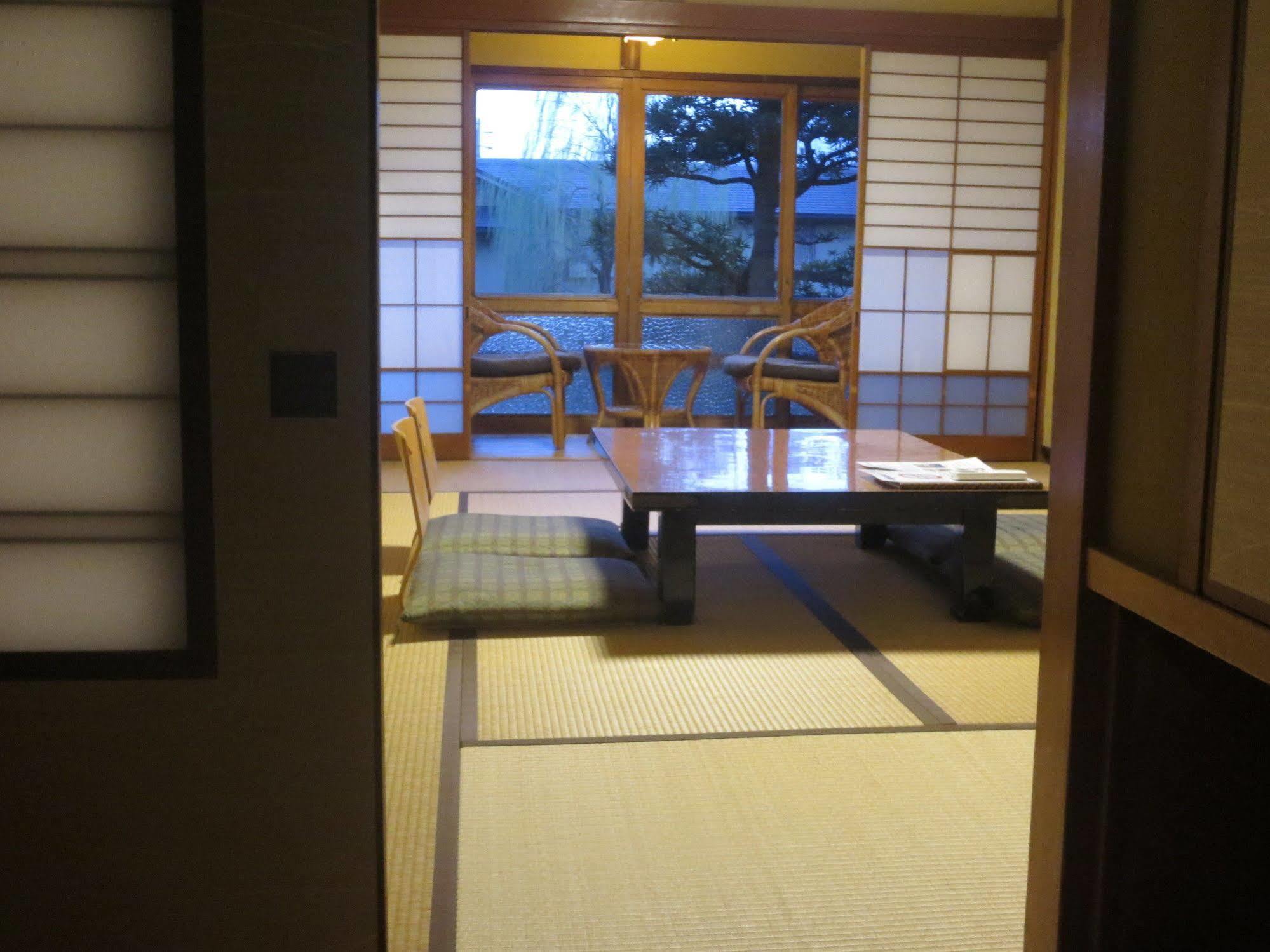K'S House Ito Onsen - Historical Ryokan Hostel Kültér fotó
